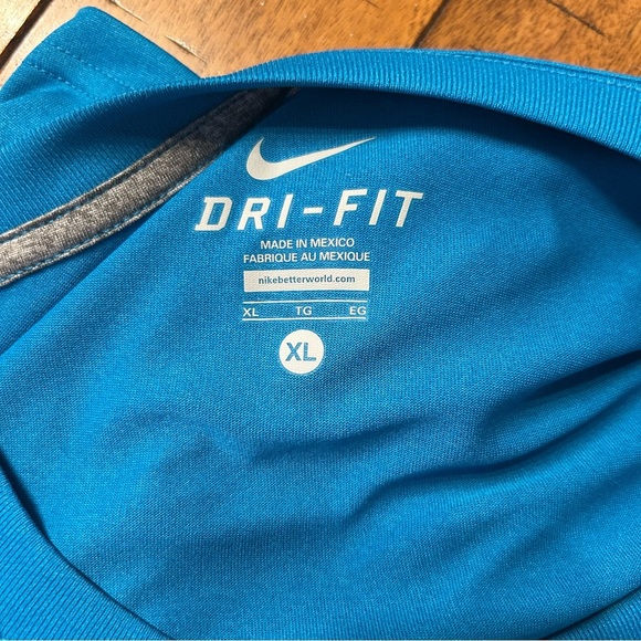 Nike Dri-Fit Blue Men’s Fitness T-Shirt, Size XL - Picture 5 of 8